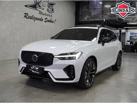 VOLVO XC60 2.0 T8 PHEV ULTRA DARK AWD GEARTRONIC